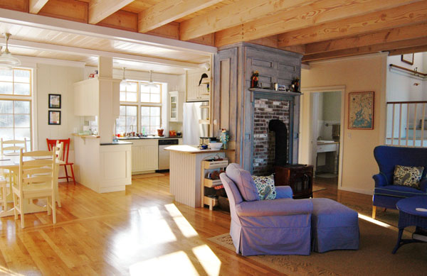 photo of interior of little deer isle house